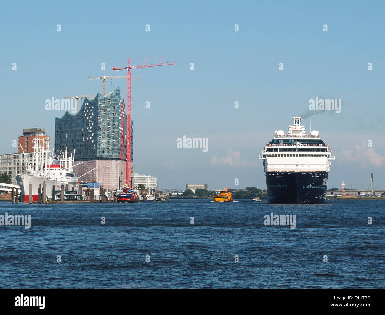 Tui Cruise Ship Mein Schiff 1 Passes The Elbe Philharmonic