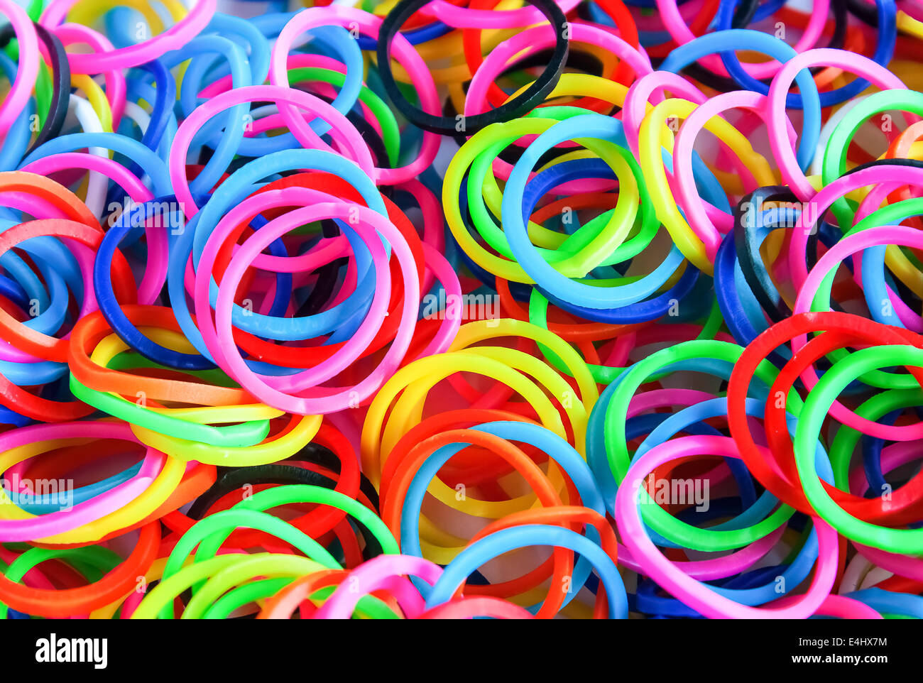 Rubber band colors rainbow loom hi-res stock photography and images - Alamy