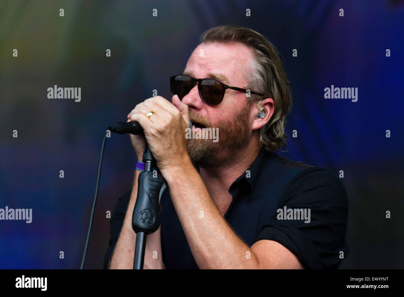 LONDON, ENGLAND - JULY 12: Matt Berninger of The National performs on ...