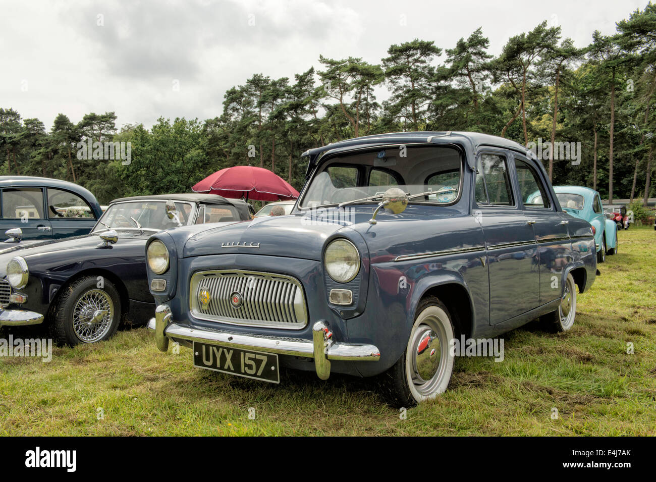 Classic car sun visor hi-res stock photography and images - Alamy