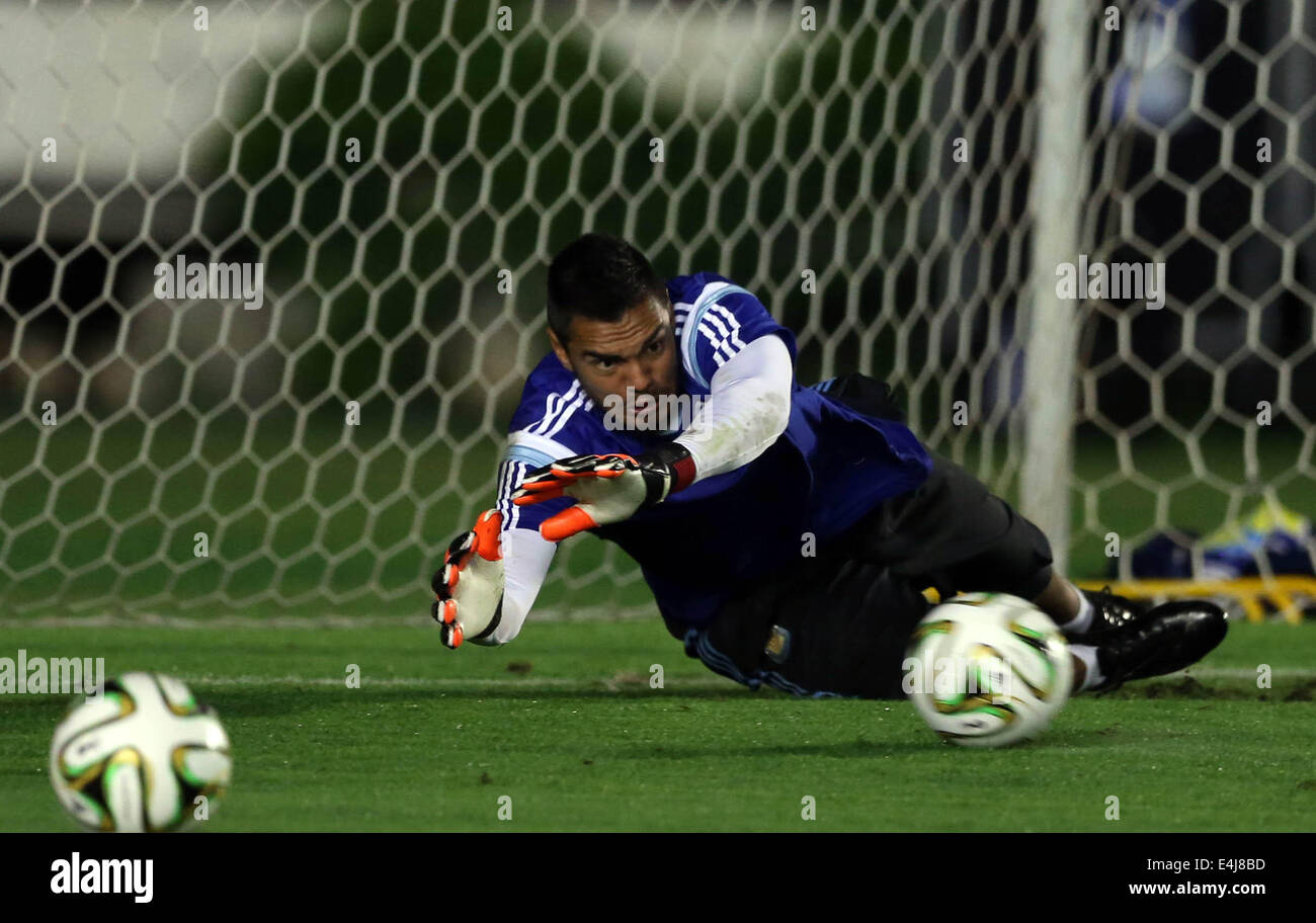 Rio De Janeiro, Brazil. 12th July, 2014. Goalkeeper Sergio Romero of Argentina's national soccer team takes part in a training session in Rio de Janeiro, Brazil, on July 12, 2014. Germany will face Argentina in the final match of the 2014 FIFA World Cup Brazil, on July 13. Credit:  TELAM/Xinhua/Alamy Live News Stock Photo