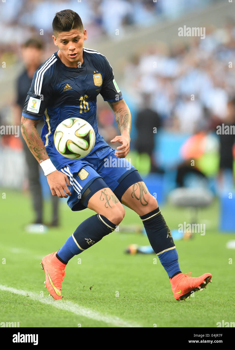 Rio de Janeiro, Brazil. 13th July, 2014. Marcos Rojo of Argentina in action during the FIFA World Cup 2014 final soccer match between Germany and Argentina at the Estadio do Maracana in Rio de Janeiro, Brazil, 13 July 2014. Photo: Andreas Gebert/dpa/Alamy Live News Stock Photo