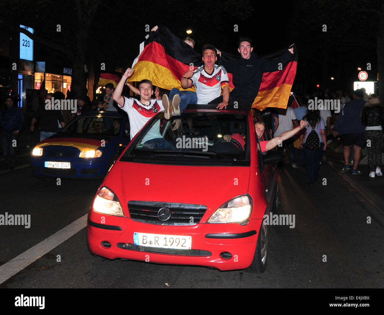 Berlin, Germany. 14th July, 2014. Germans celebrating World Cup win on  Kurfuerstendamm boulevard in Berlin Credit: David Crossland/Alamy Live News  Stock Photo - Alamy