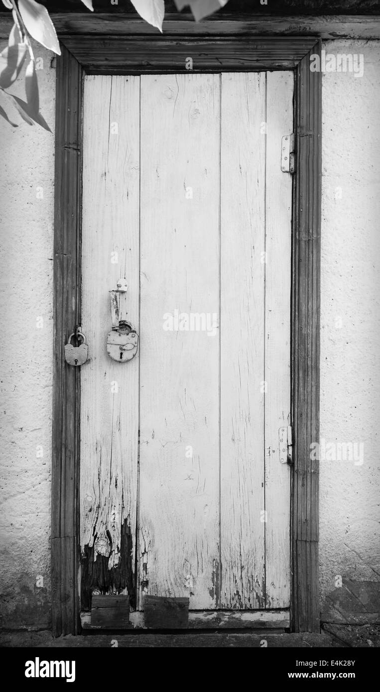 Wood door design Black and White Stock Photos & Images - Alamy