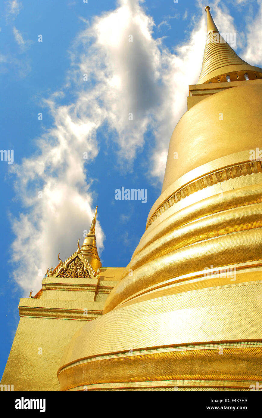 Gold pagoda with cloud blue sky Stock Photo - Alamy