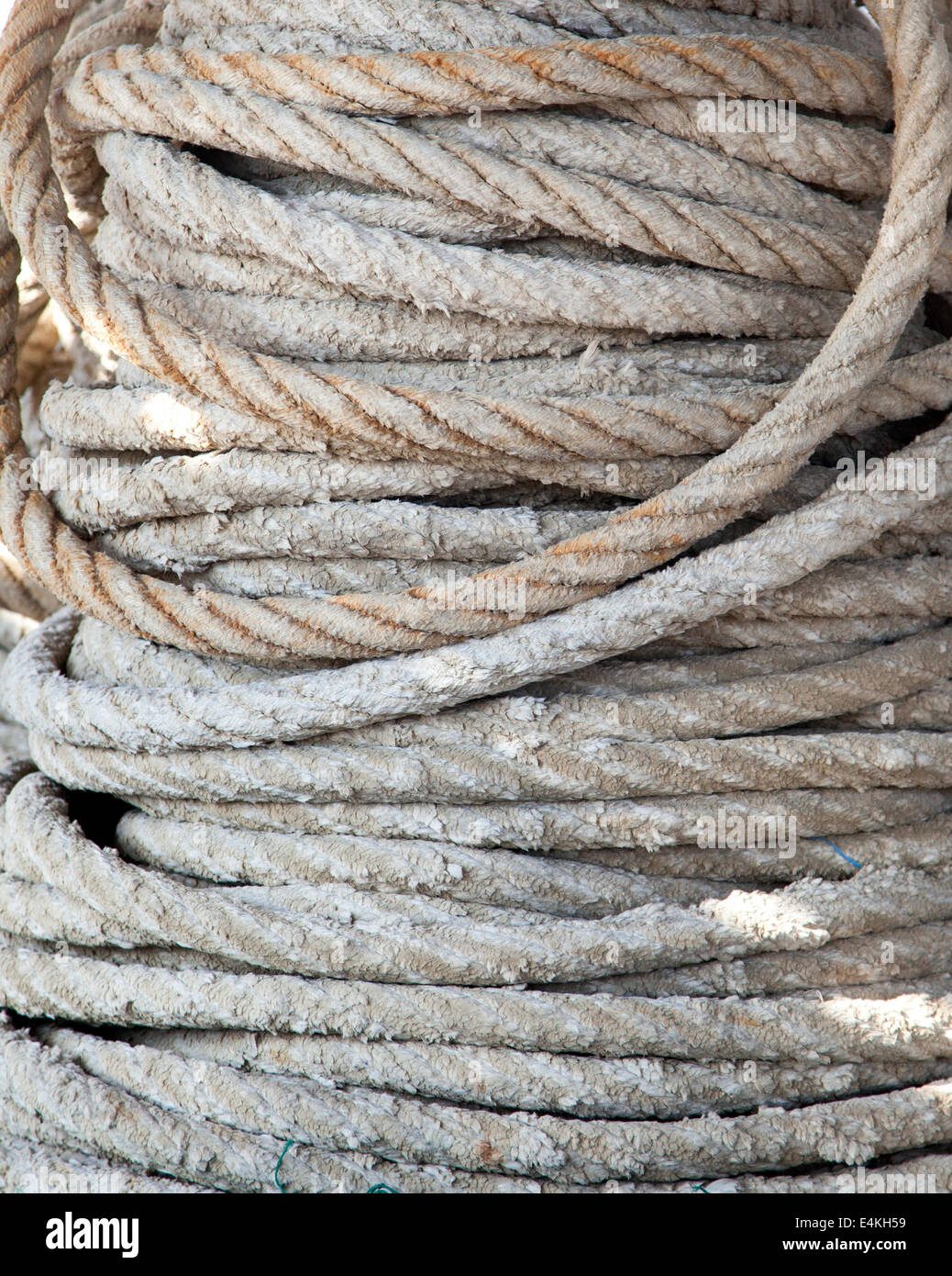 Ship rope hi-res stock photography and images - Alamy