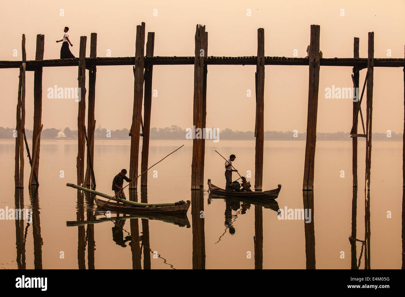 Teak poles hi-res stock photography and images - Alamy