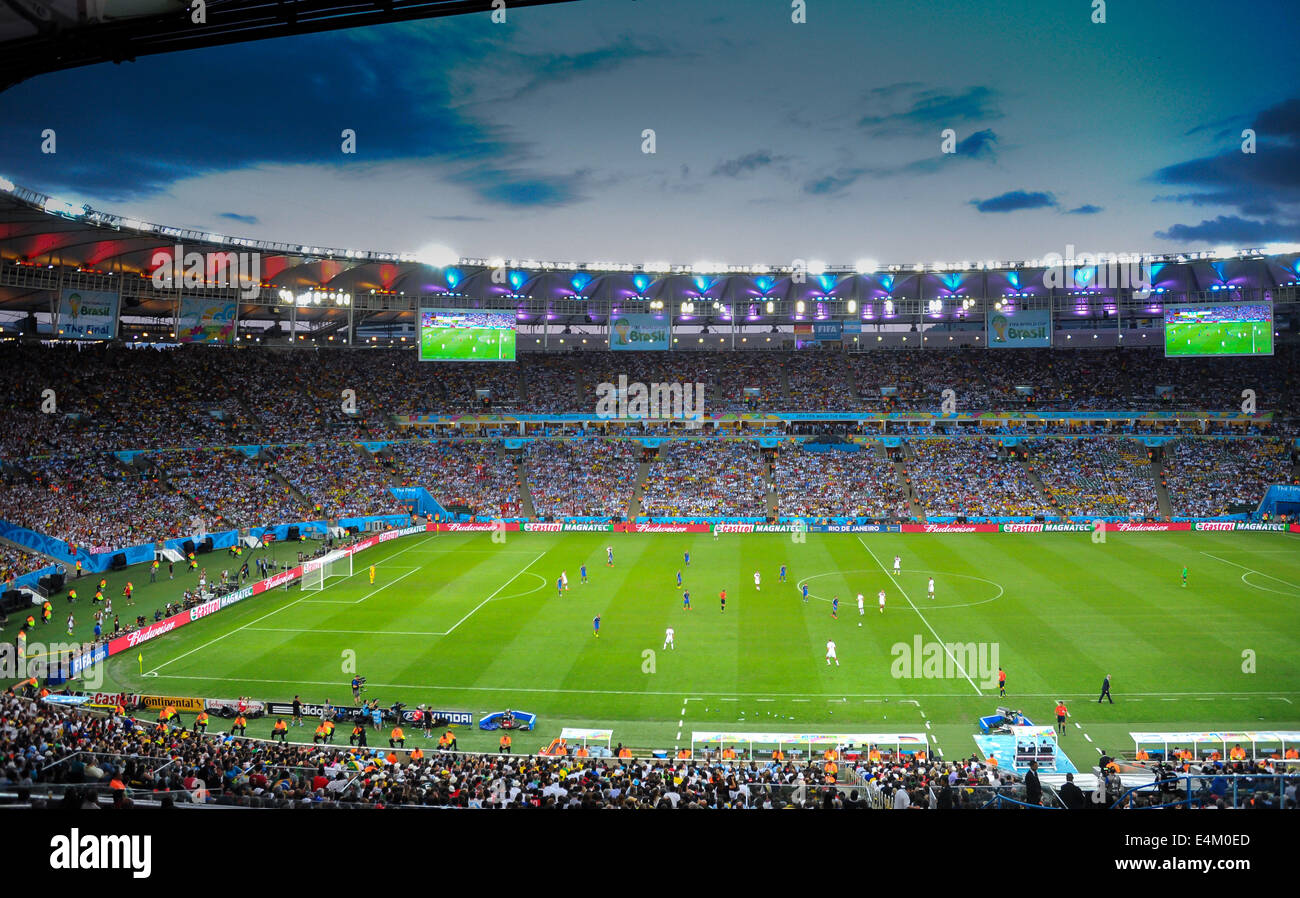 Rio de Janeiro, Brazil. 13th July, 2014. A general view during the FIFA World Cup 2014 final soccer match between Germany and Argentina at the Estadio do Maracana in Rio de Janeiro, Brazil, 13 July 2014. Photo: Thomas Eisenhuth/dpa/Alamy Live News Stock Photo