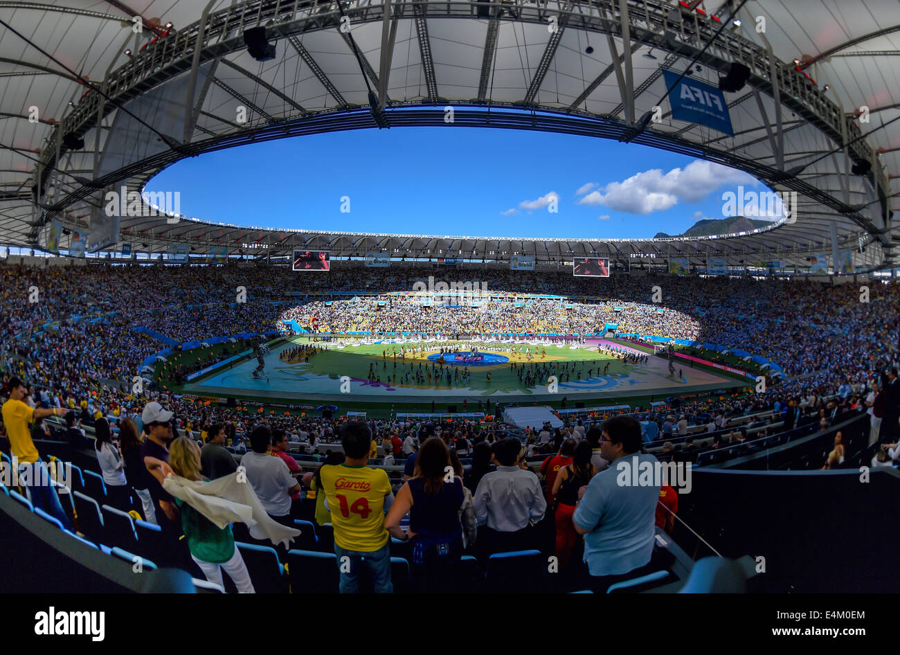 Rio de Janeiro, Brazil. 13th July, 2014. The closing ceremony during the FIFA World Cup 2014 final soccer match between Germany and Argentina at the Estadio do Maracana in Rio de Janeiro, Brazil, 13 July 2014. Photo: Thomas Eisenhuth/dpa/Alamy Live News Stock Photo