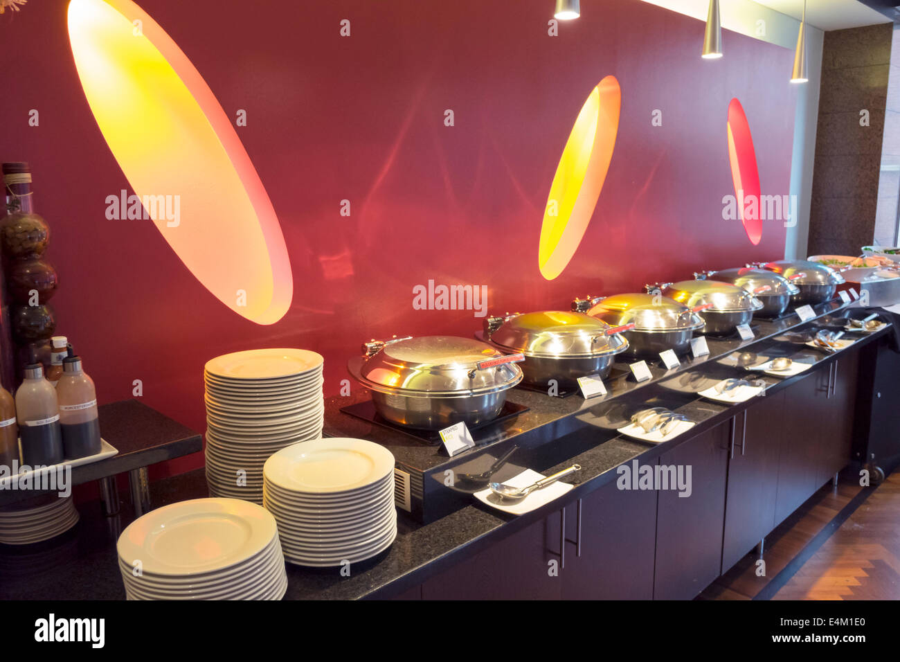 Melbourne Australia,Carlson Radisson on Flagstaff Gardens,hotel,restaurant restaurants food dining cafe cafes,chafing dish,dishes,buffet style line,pl Stock Photo