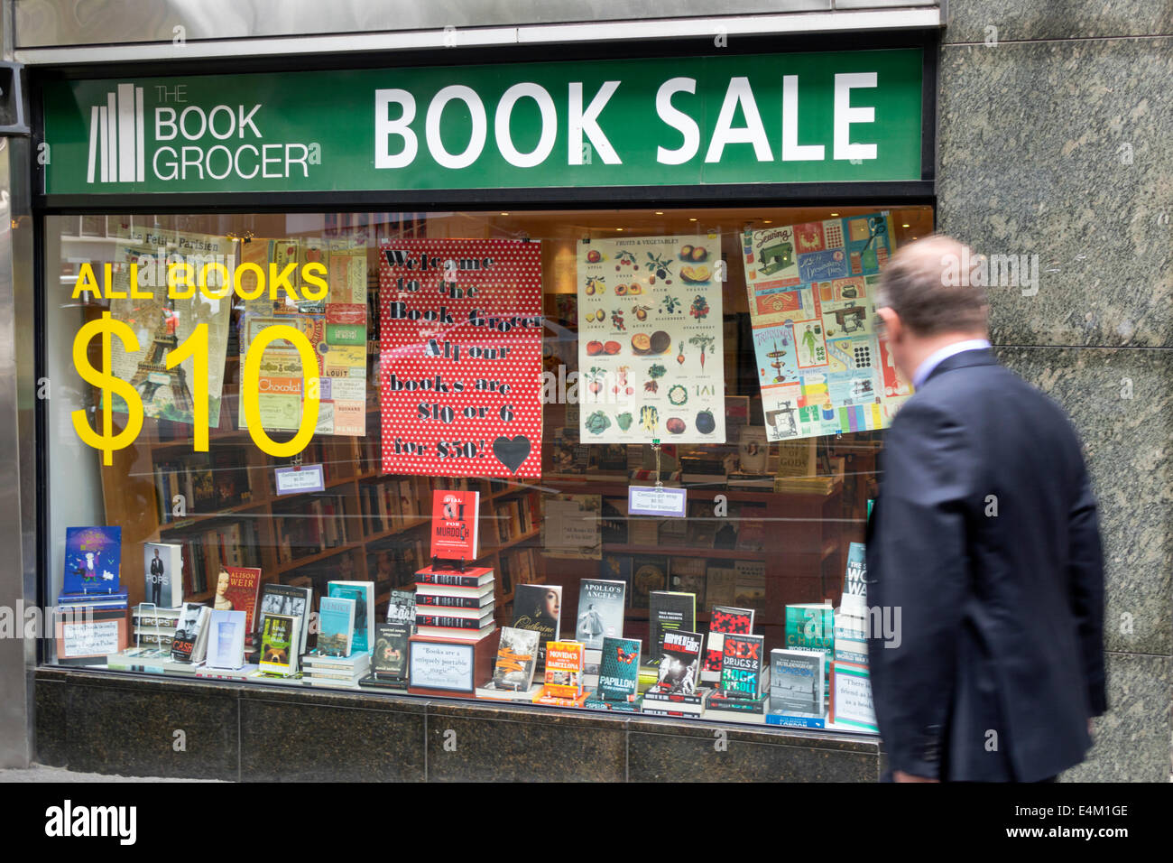 Travel bookstore victoria hires stock photography and images Alamy