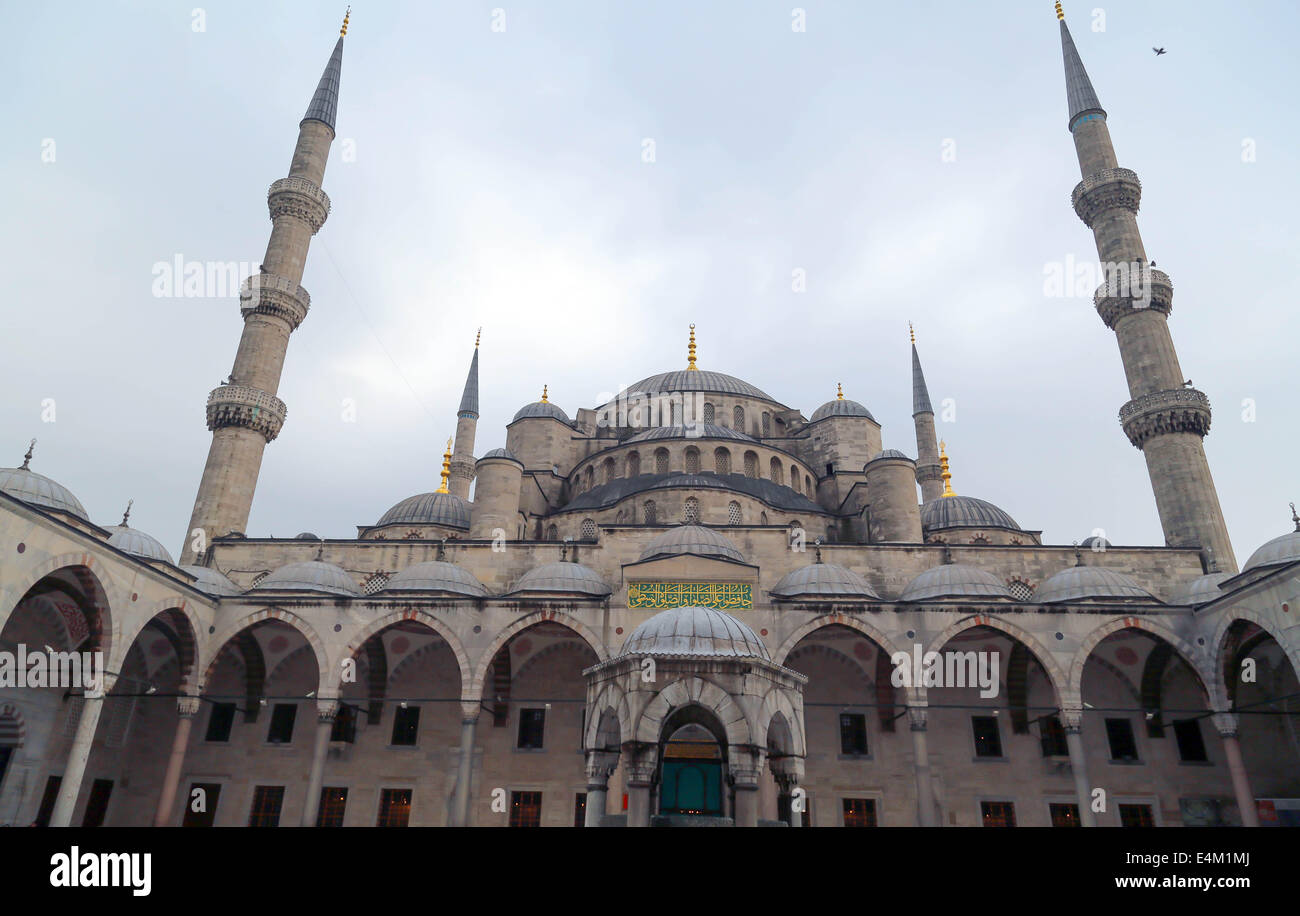 Blue Mosque or Sultanahmet Mosque, Istanbul Stock Photo - Alamy