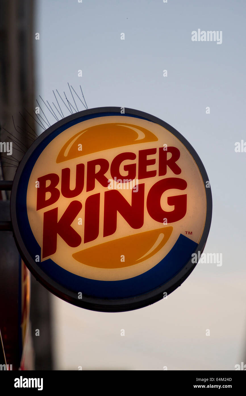 3,976 Burger King Sign Royalty-Free Images, Stock Photos & Pictures