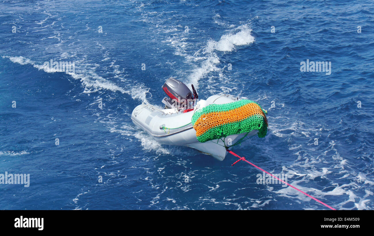 Red sea diving boat hi-res stock photography and images - Alamy