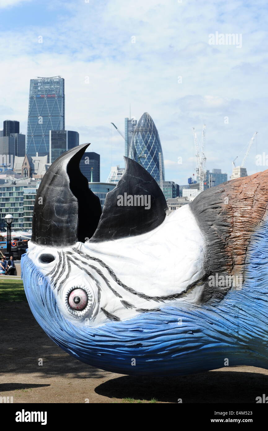 15 meter fibreglass dead parrot to promote monty python shows at the 02