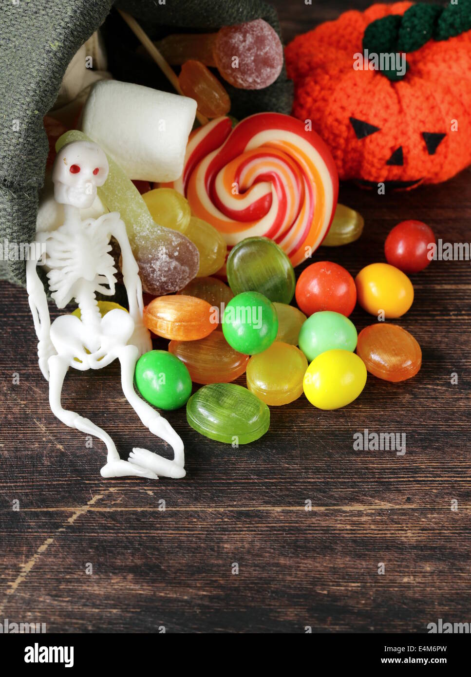 Bag of sweets hi-res stock photography and images - Alamy