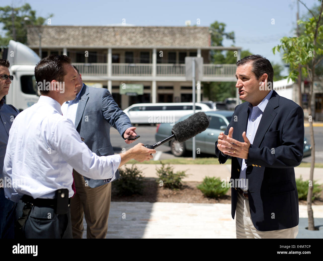 Republican U.S. Senator Ted Cruz talks with local press during visit to the central Texas town of Fredricksburg. Stock Photo