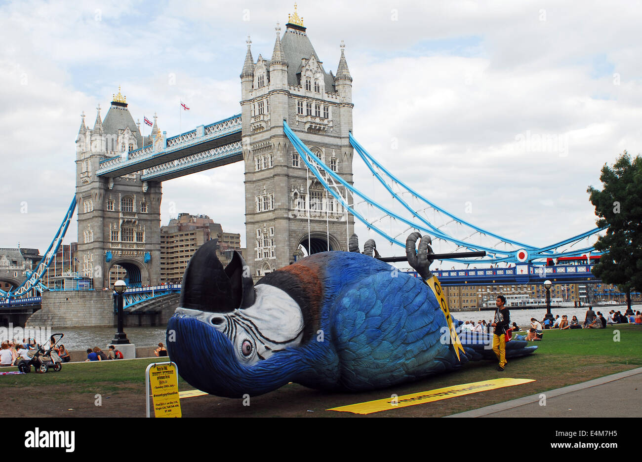 Monty python parrot sketch hi-res stock photography and images - Alamy