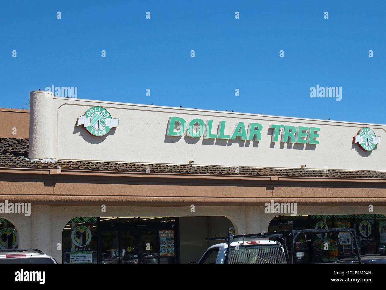 Dollar Tree store California Stock Photo Alamy