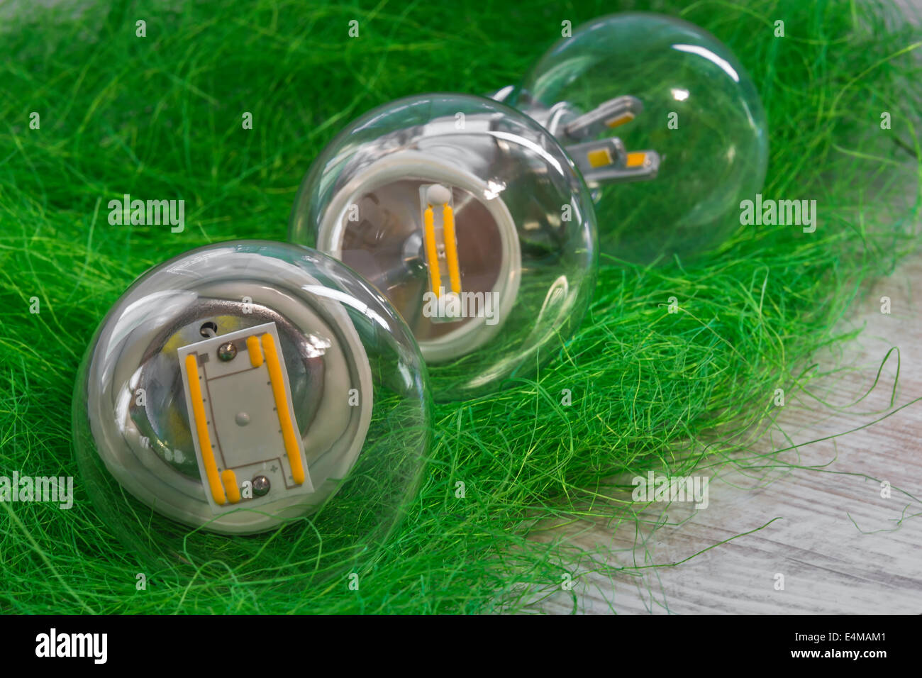 E27 LED bulbs with different power and chips in in transparent glass