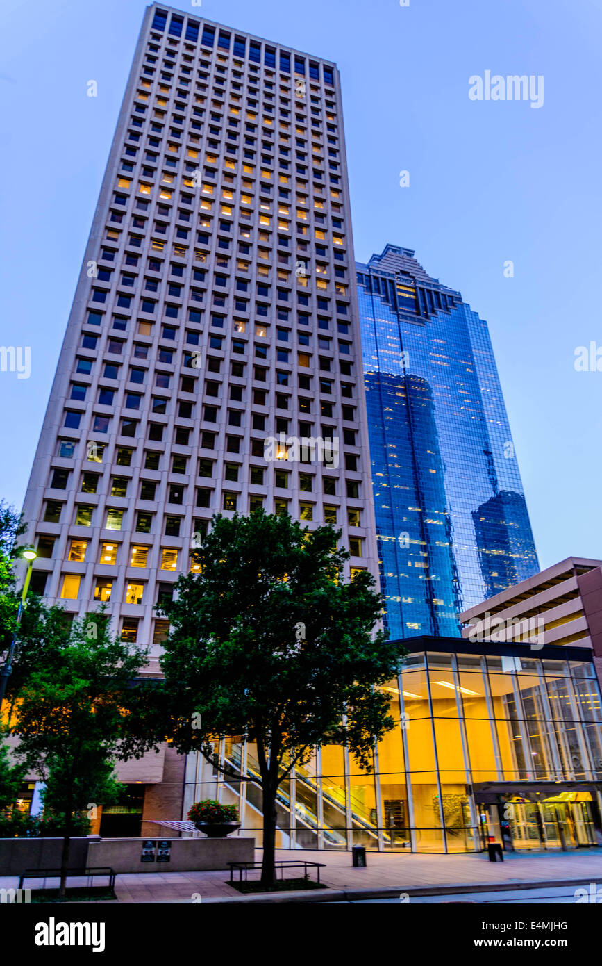 Buildings and streets in urban Downtown Houston Stock Photo - Alamy