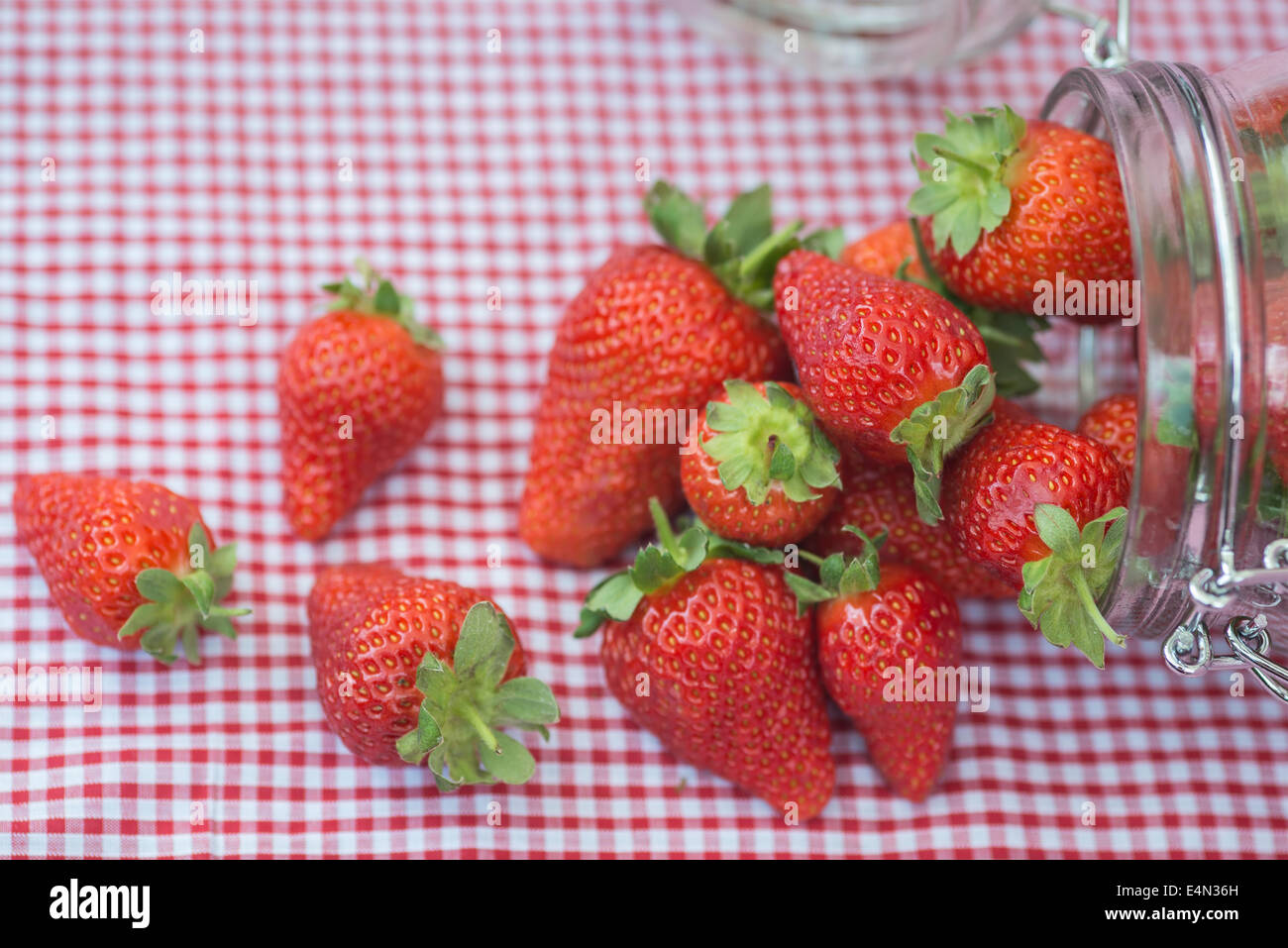 Fresh tasty ripe Summer strawberries in glass jar Stock Photo - Alamy