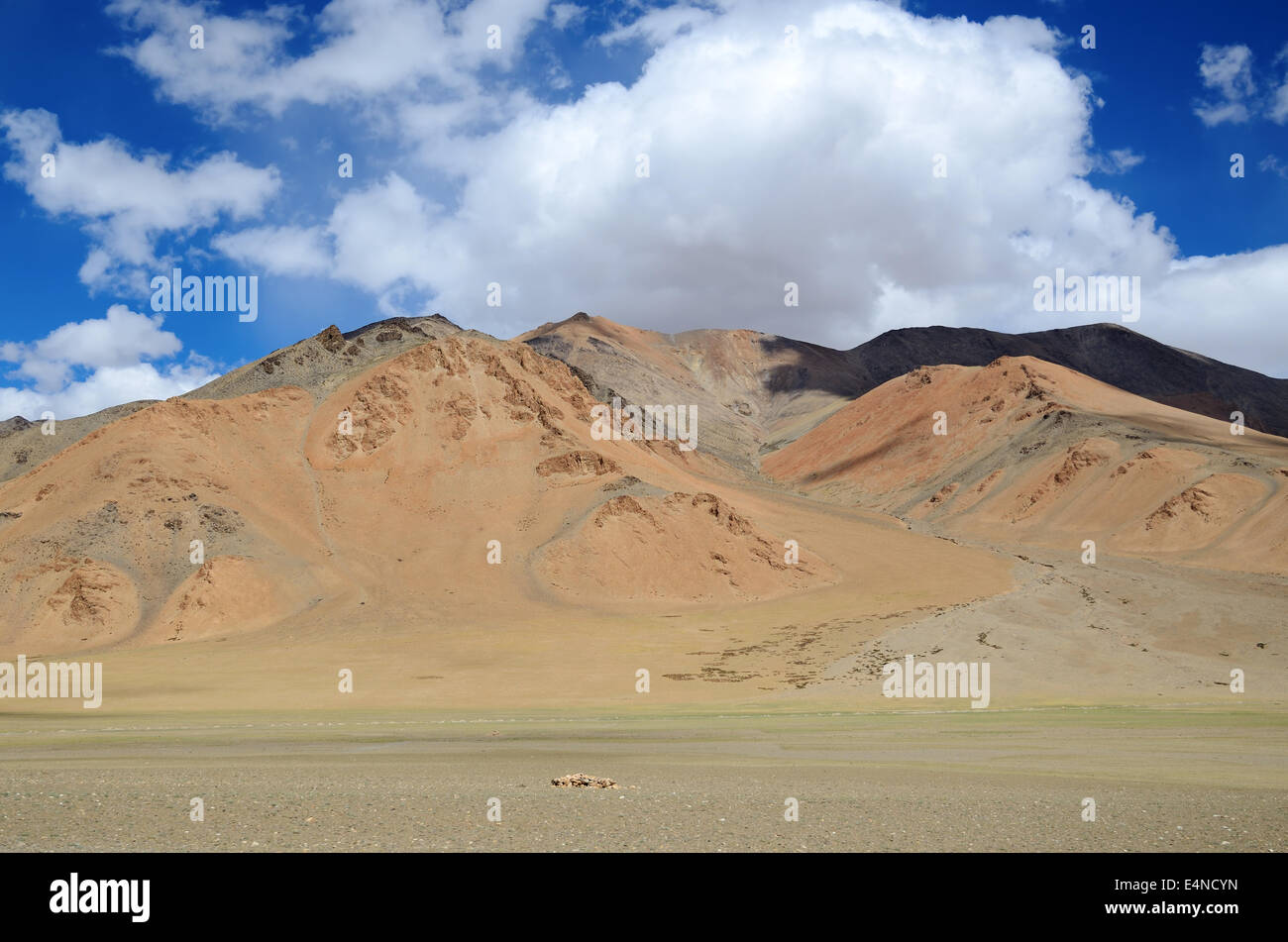 Himalayas top hi-res stock photography and images - Alamy