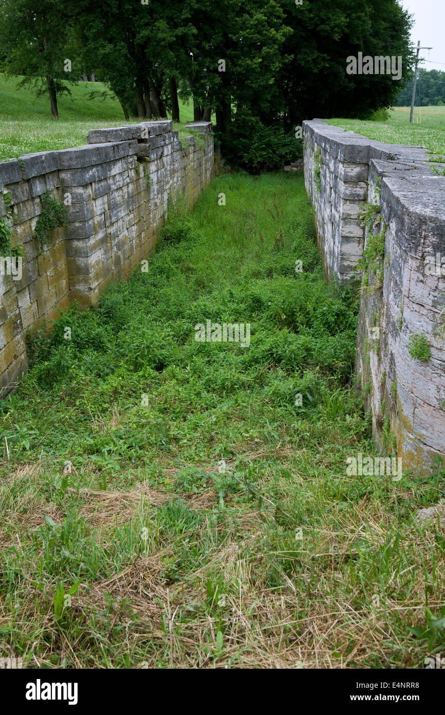 Abandoned canal lock from the Miami-Erie canal (lock #15) in Tipp City, Ohio. Stock Photo