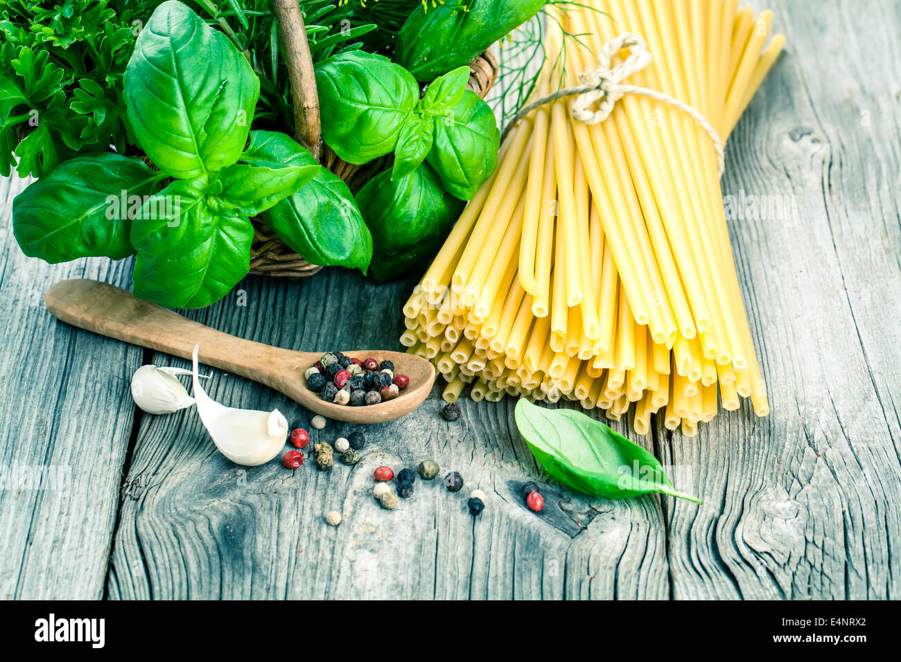 Spaghetti basil leaves hires stock photography and images Alamy