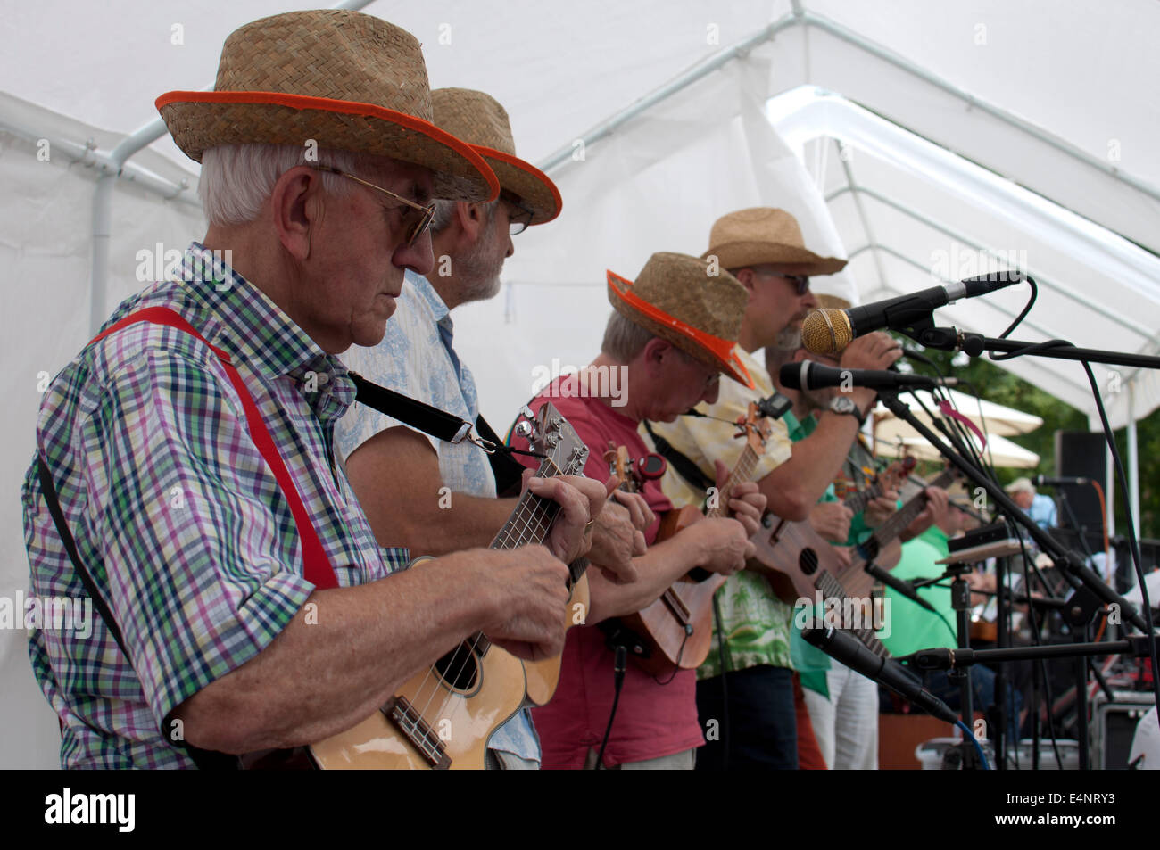 A ukulele band at the Leamington Spa Ukulele Festival Stock Photo