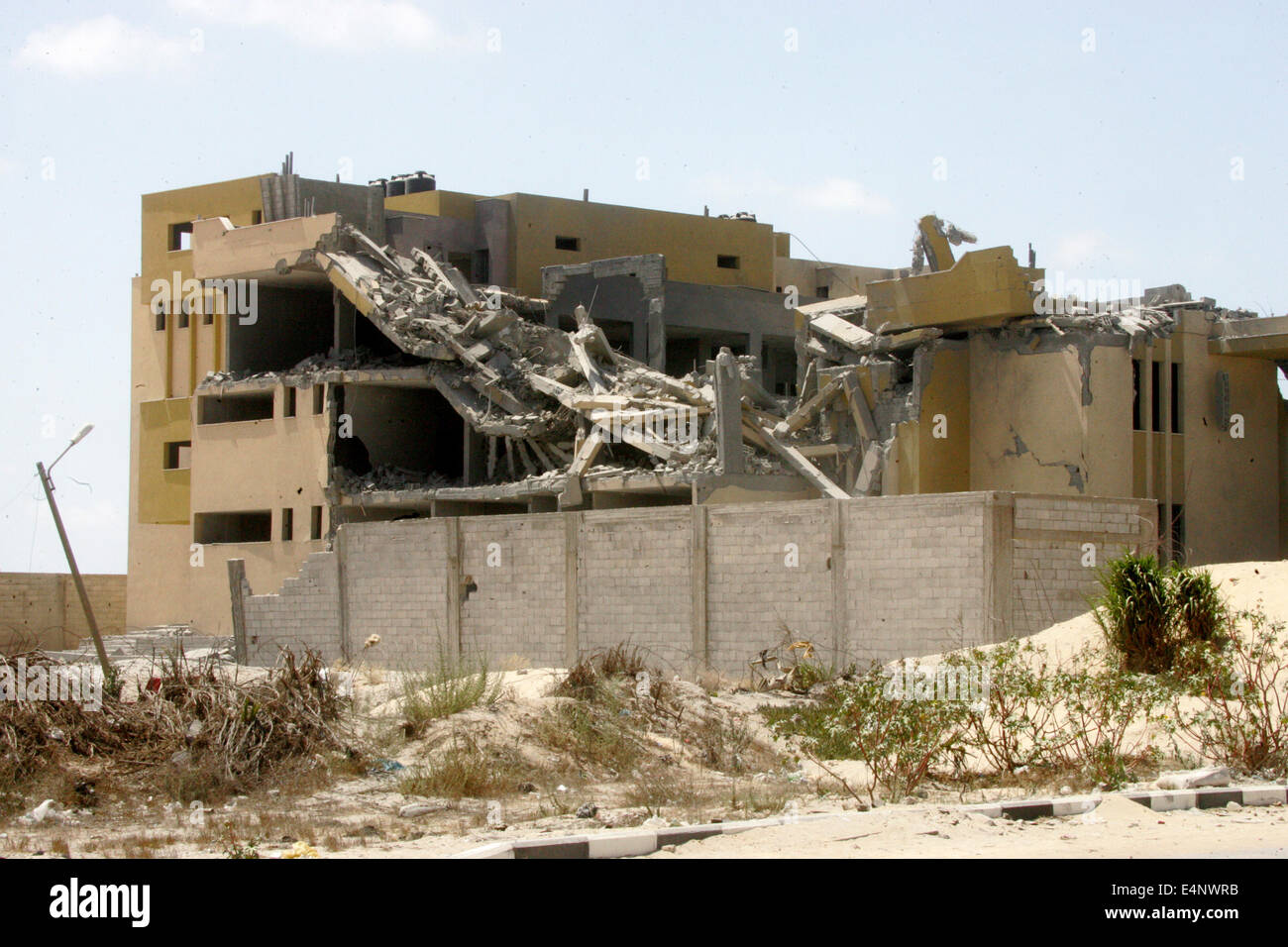 Gaza, Gaza Strip, Palestinian Territories. 15th July, 2014. A destroyed