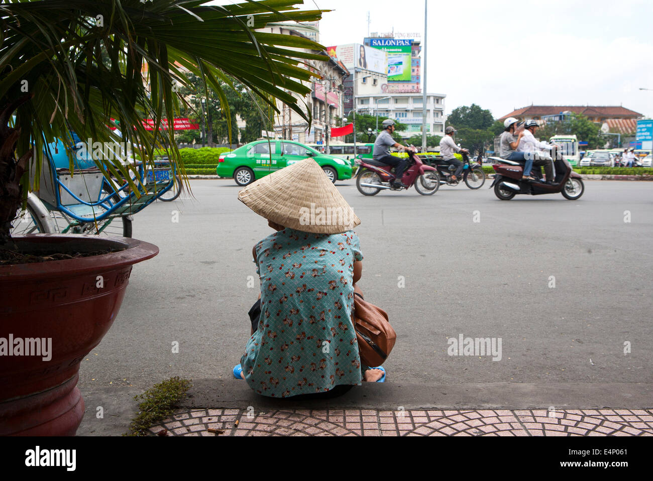 Ho Chi Minh City ( Thành ph? H? Chí Minh ), formerly named Saigon is the largest city in Vietnam