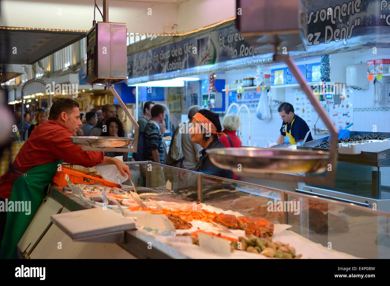 La rochelle market fish hi-res stock photography and images - Alamy