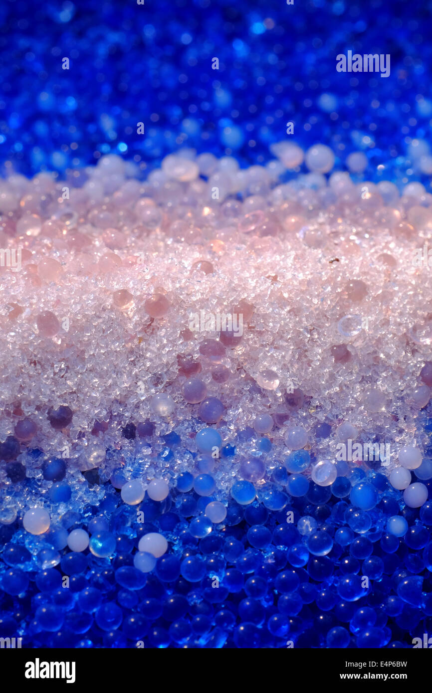 Silica gel crystal desiccant Stock Photo Alamy
