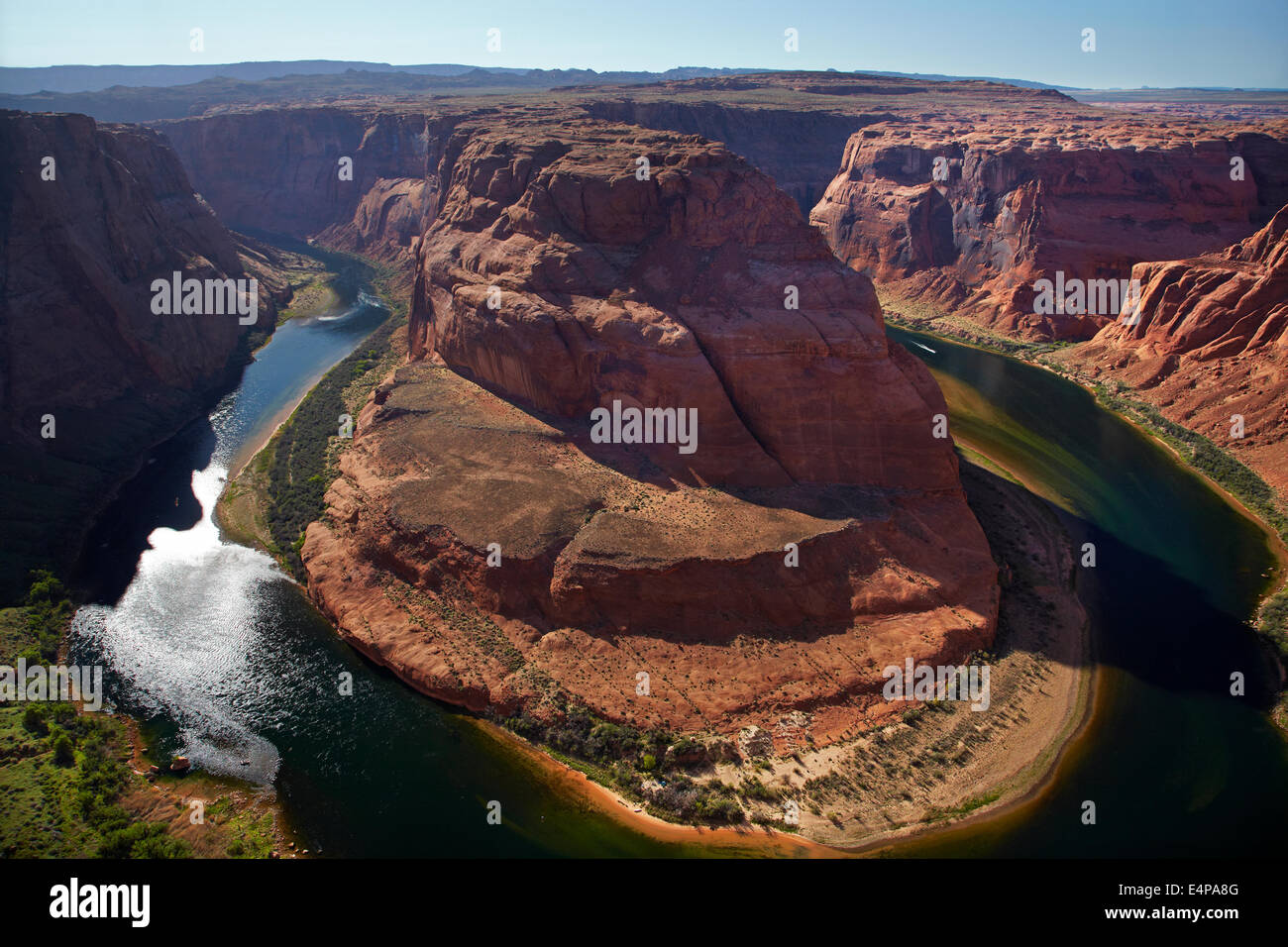 1000 ft drop to Colorado River at Horseshoe Bend, just outside Grand Canyon, near Page, Arizona, USA Stock Photo