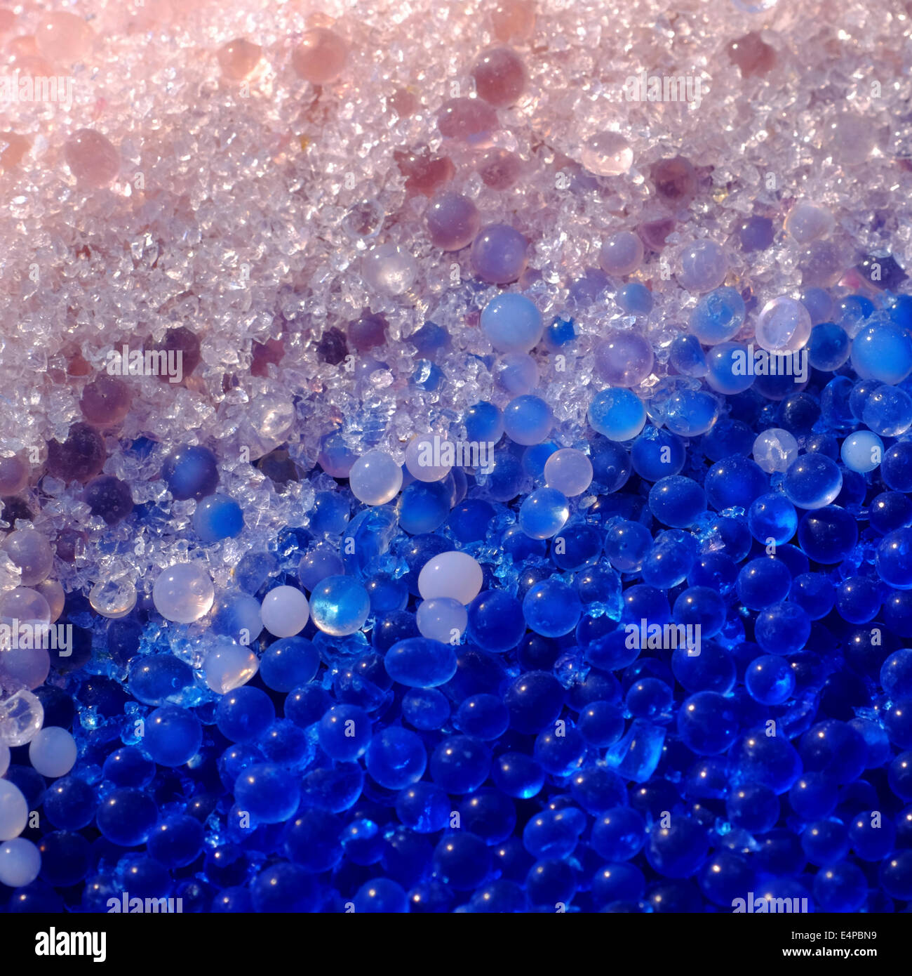 Silica gel crystal desiccant Stock Photo Alamy