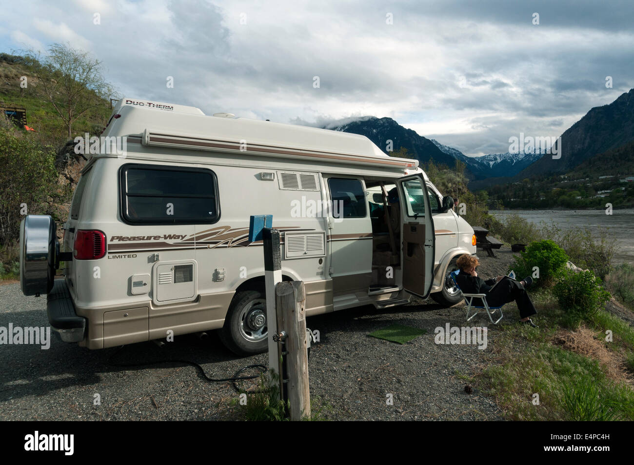 Elk203-3020 Canada, British Columbia, Lillooet, Fraser River and RV in campground Stock Photo