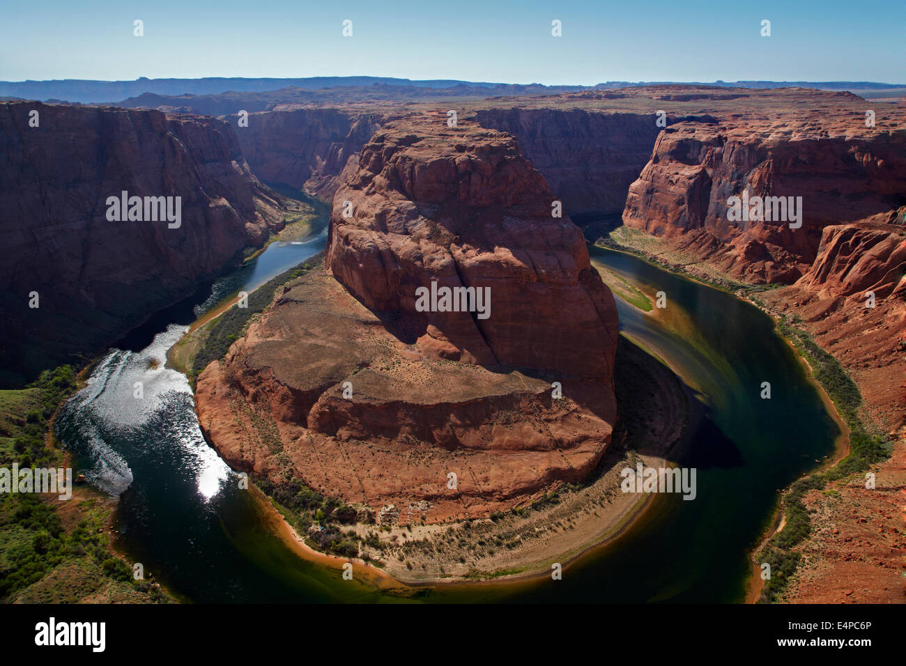 1000 ft drop to Colorado River at Horseshoe Bend, just outside Grand ...