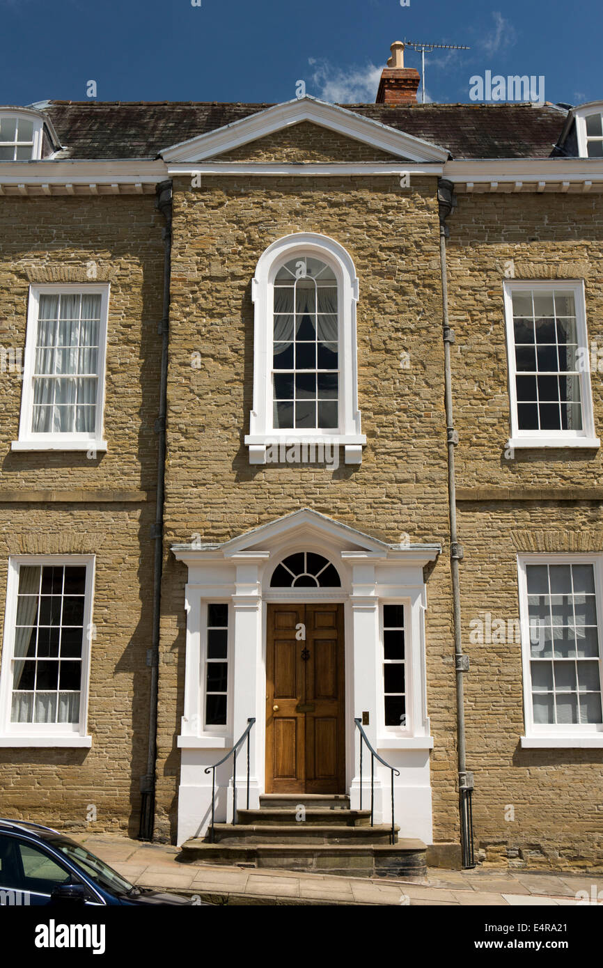 UK, England, Shropshire, Ludlow, Broad Street, arched window of Georgian town house Stock Photo