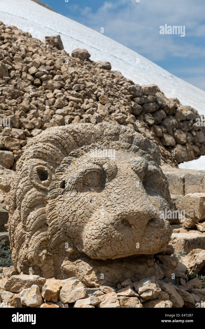 colossal lion head, east terrace, Nemrut or Nemrud Dagh, Anatolia, Turkey Stock Photo
