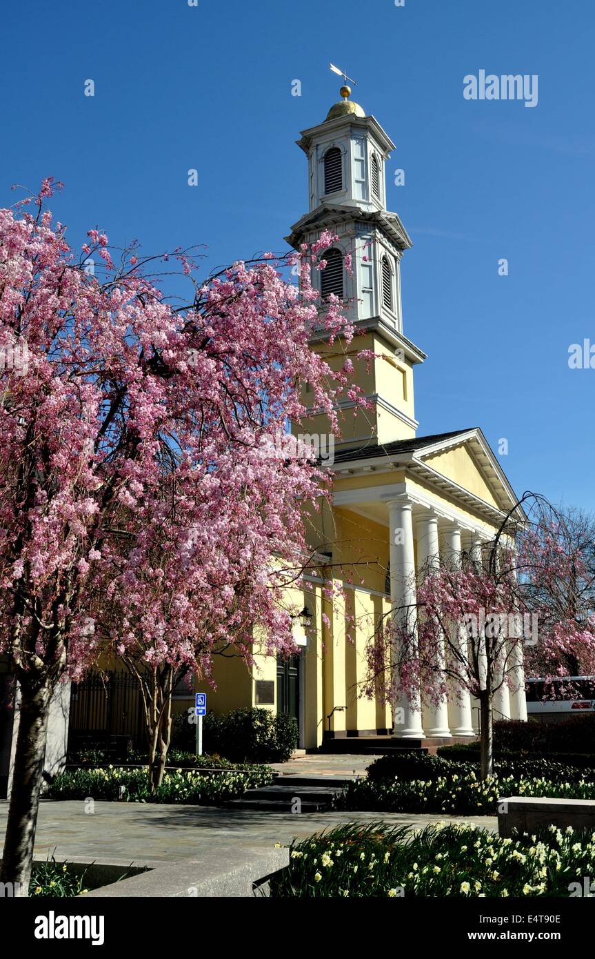 Washington, DC:  1815 St. John's Church designed by Benjamin Latrobe located at 16th and H Streets, the Church of the Presidents Stock Photo