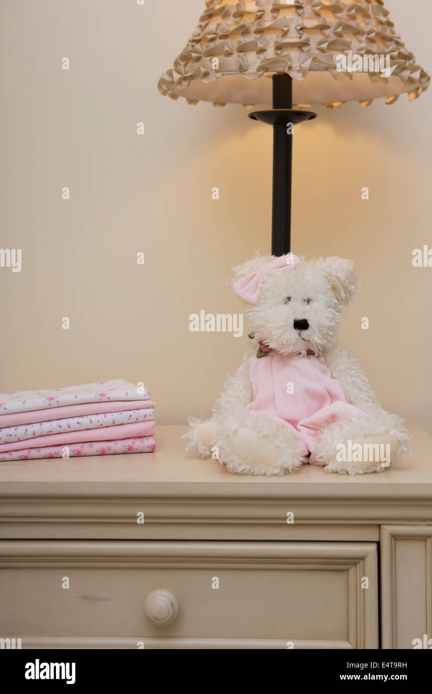 nursery bear lamp