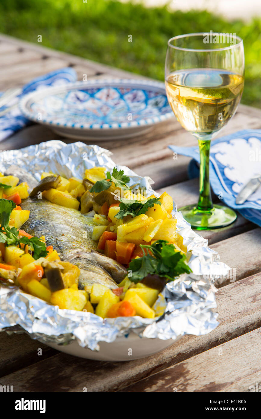 Sea bass in aluminium foil hires stock photography and images Alamy