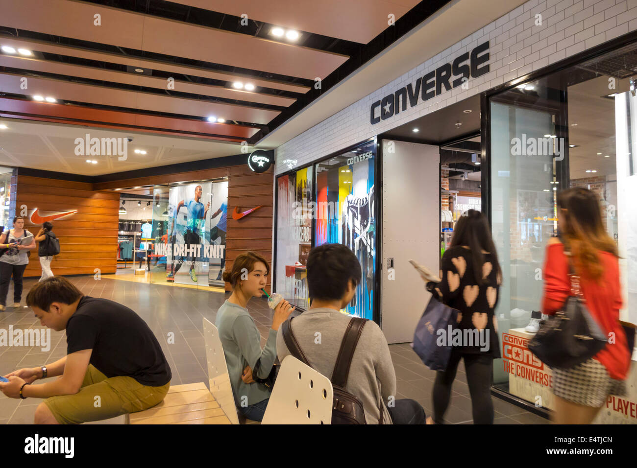 Converse shop display hi-res stock photography and images - Alamy