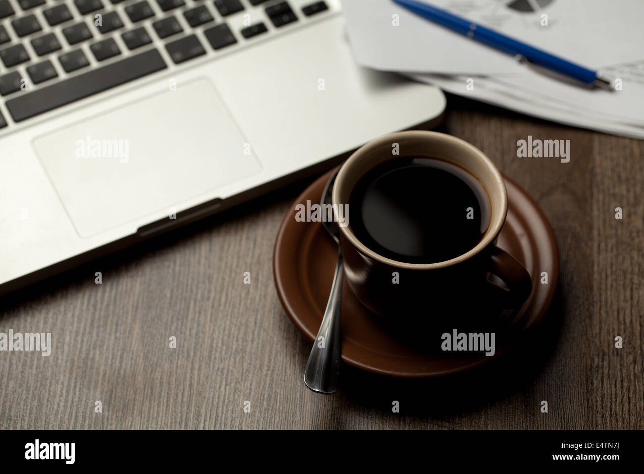 modern office desktop Stock Photo - Alamy