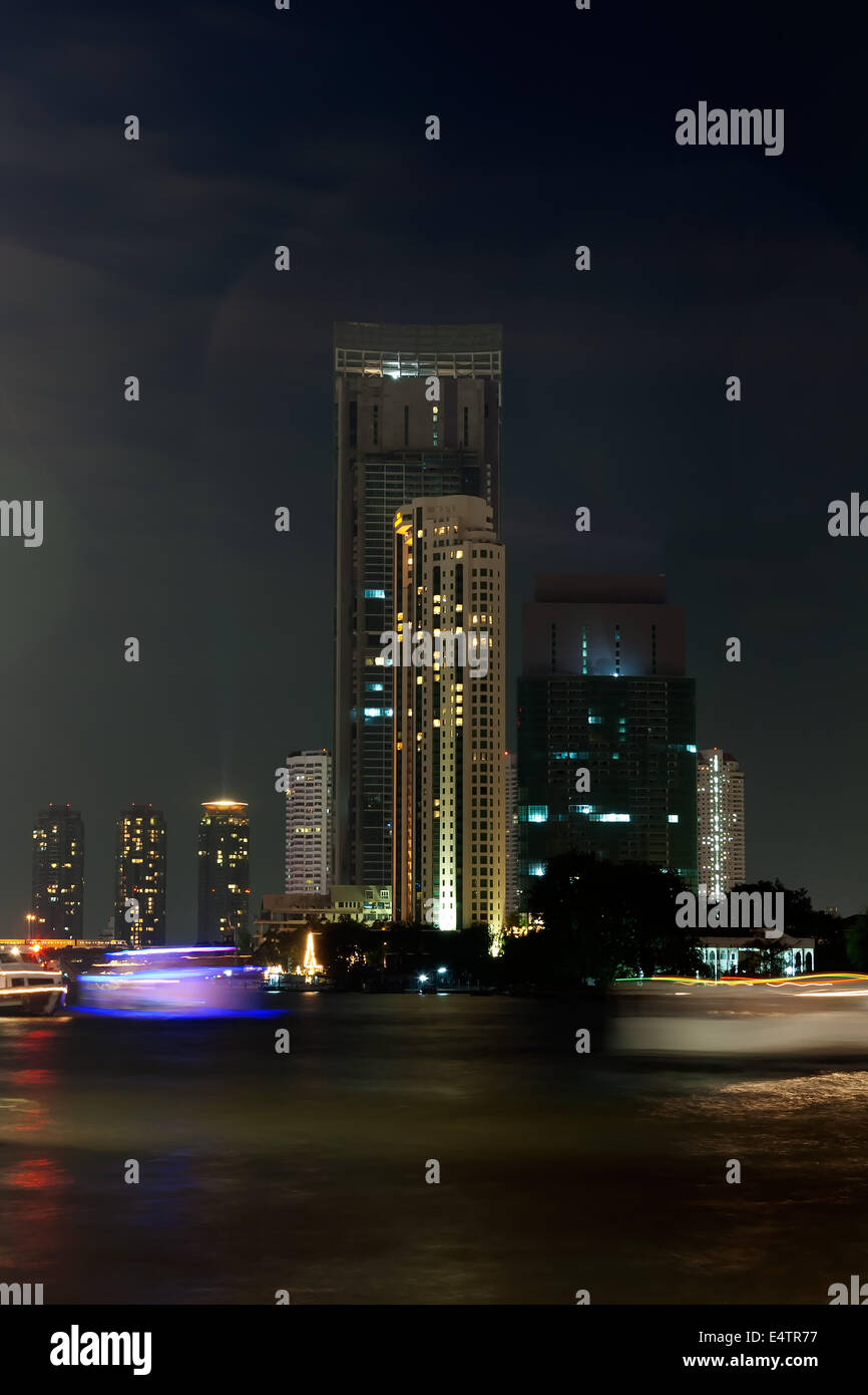 Beautiful night view bangkok hi-res stock photography and images - Alamy