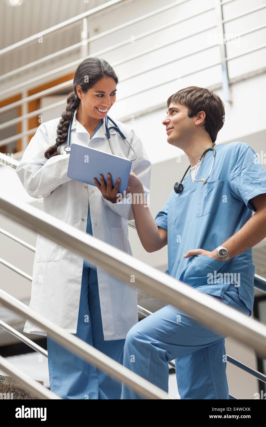 Hispanic doctor nurse using hi-res stock photography and images - Alamy