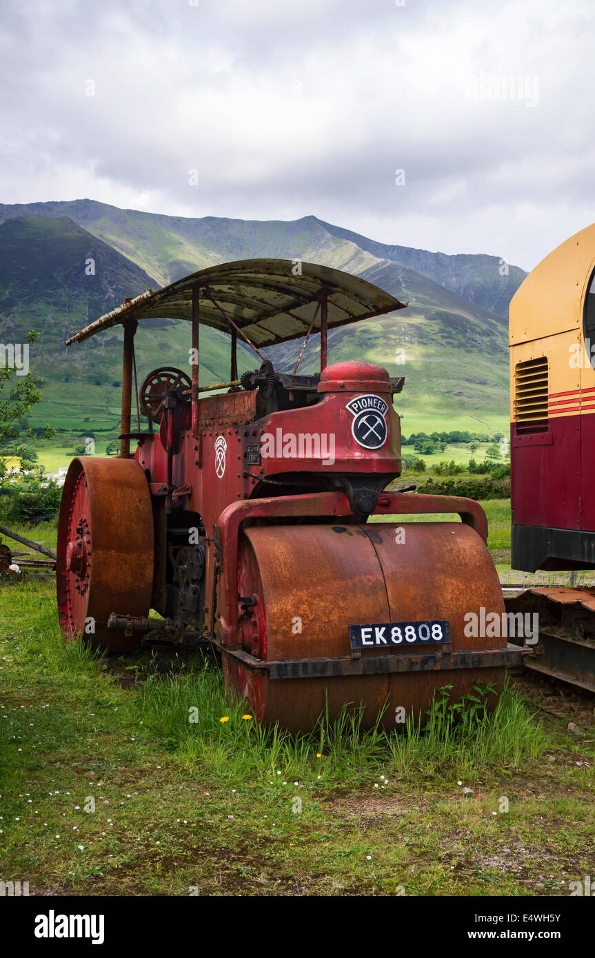 Pioneer road roller on display at the Threlkeld Mining Museum in Cumbria. Stock Photo
