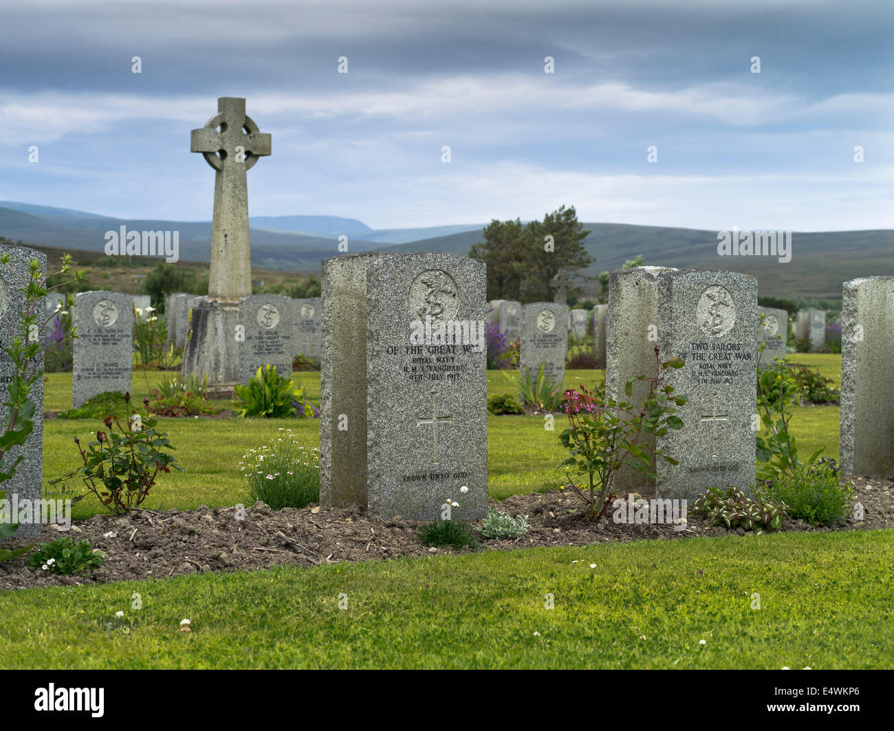 dh Lyness Naval Cemetery HOY ORKNEY World war 1 cemetery uk graveyard military cemetery navy Stock Photo