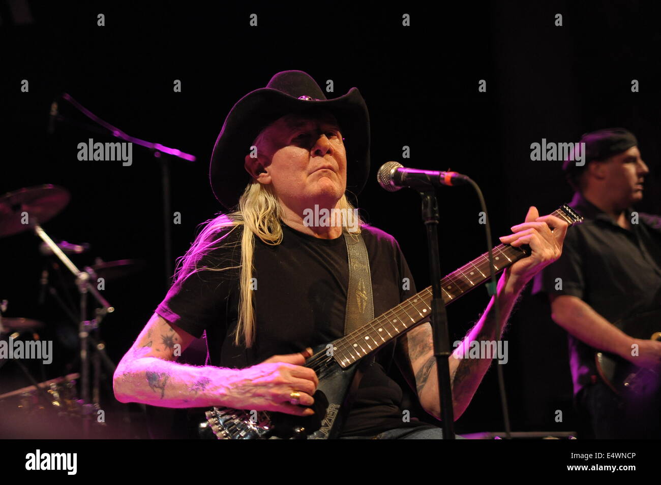 American blues legend Johnny Winter performing live at Kesselhaus in Berlin, Germany. On May 4, 2011. Photo: Lutz Mueller-Bohlen/picture alliance Stock Photo